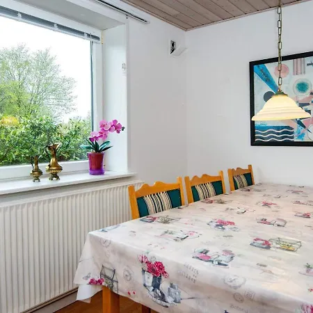 בית נופש 6 Person In Skaerbaek-by Traum